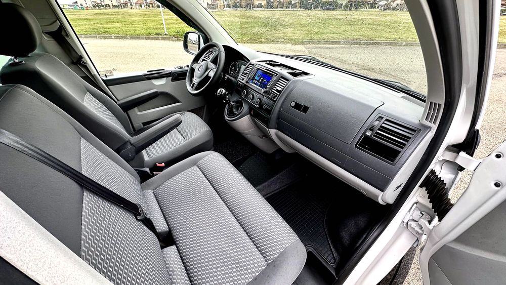 VW Caravelle 2.0 TDI 4 Motion 140 Cp 9 Locuri An 2013 Euro5 Vito