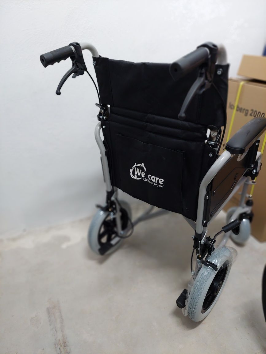 Инвалидна количка 2 броя. We care 9031 нова и Drive BLS18FBD-SF