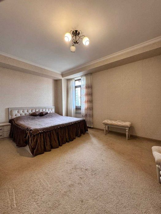 5-комнатная ул. Бабура (галерейный тип здания) ID: 4353