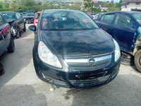 Dezmembrez Opel corsa d