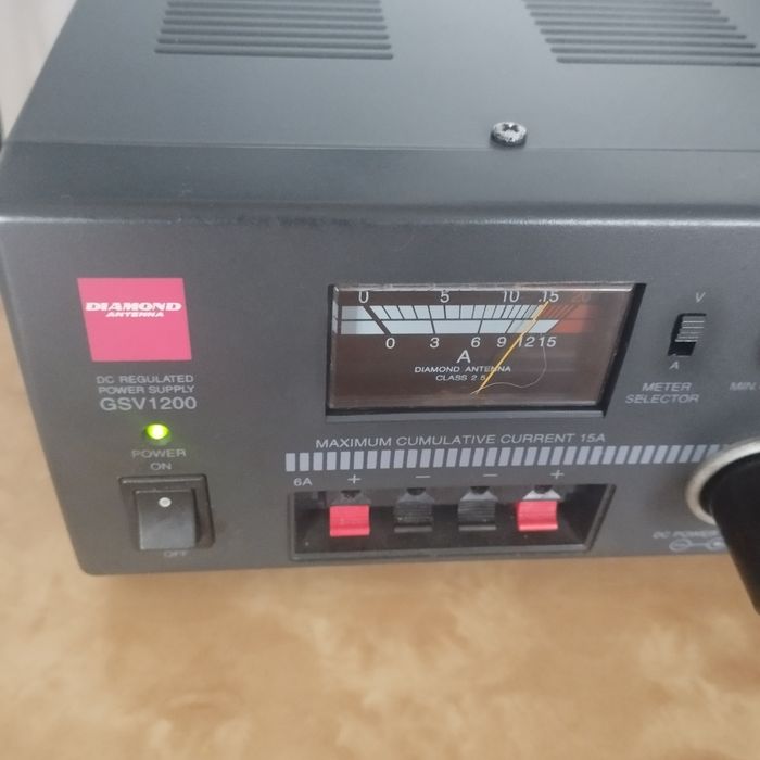 Продам в очень хорошем состоянии блок питания Диамонд gsv1200