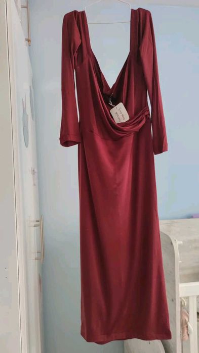 Нова с етикети рокля за бременни и кърмещи