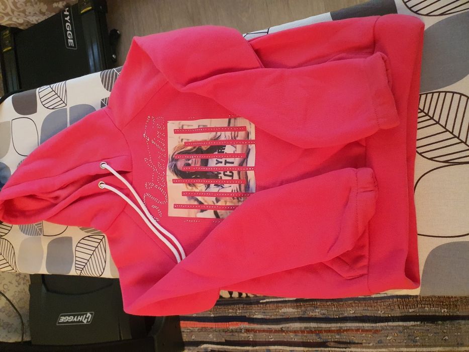 Детская толстовка на девочку 6-8 лет