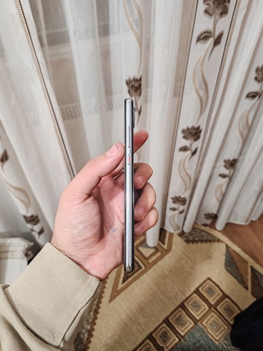 Huawei P20 Simplu 128GB 4GB RAM NOU garantie !