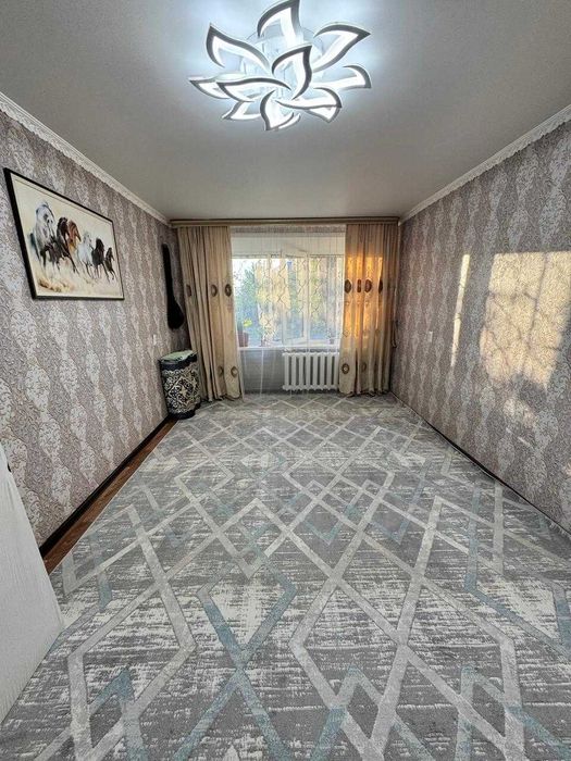 Продаётся 2-х ком квартира в 6 мкрн, Сандригайло 67. 10 мил!