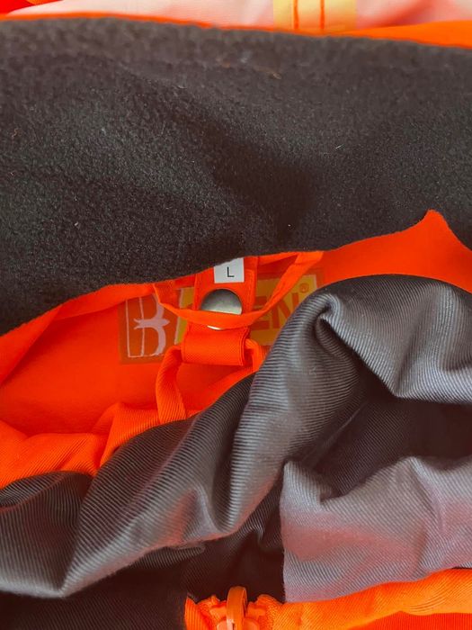 НОВО водоустойчиво двойно яке, подходящо за целогодишно ползване.