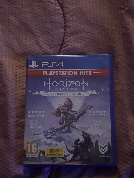 Продавам 8 дискети за плейстешен 4 преди 4 месеца ги взех още са нови.