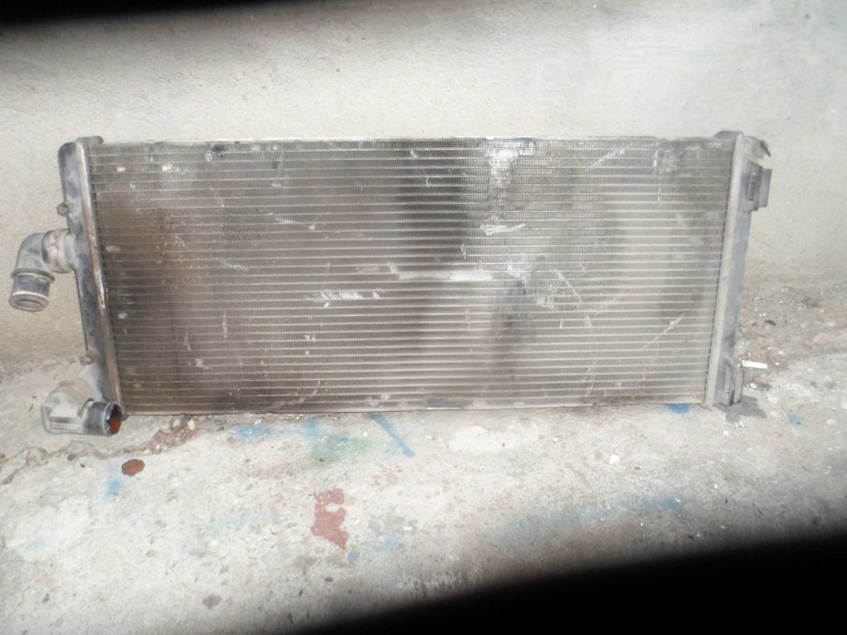 Воден радиатор за Фиат Пунто 2000год.1.9д