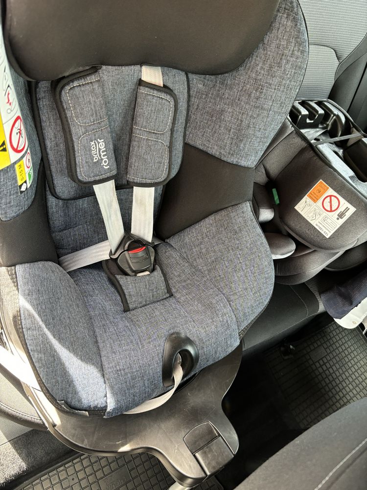 Scaun auto rotativ pentru copii Britax Romer,Dualfix Plus,0-4 ani