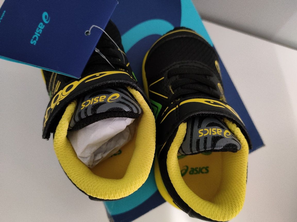 Adidași Asics mar.19,5