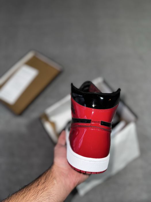 Air Jordan 1 Bred Patent