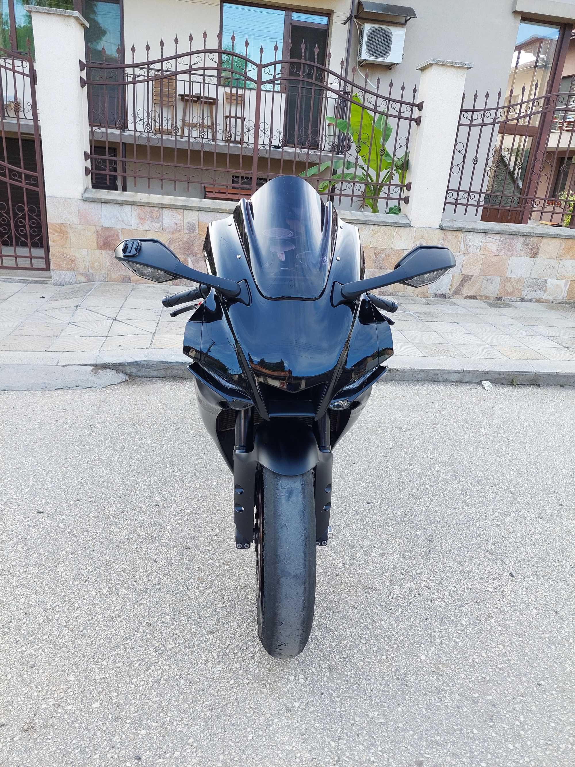 Yamaha Yzf R1 2021
