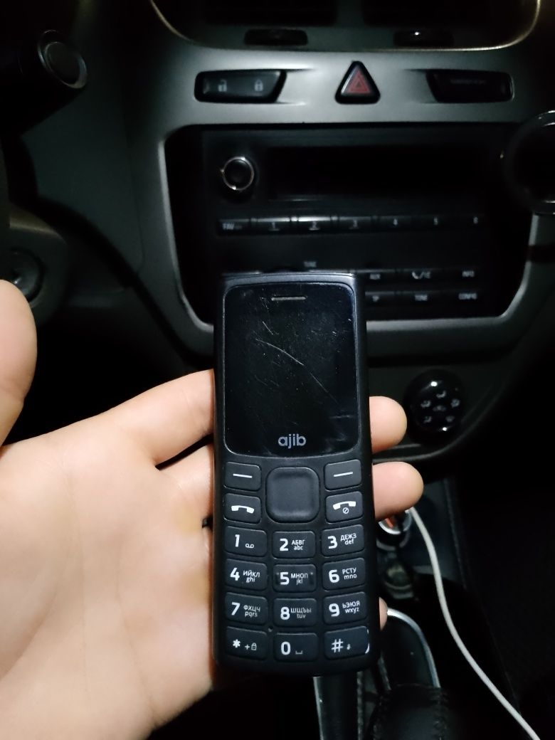 ajib yaxhi telfon