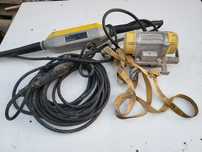 Vibrator  beton extern de cofraj Wacker neuson ARFU 26