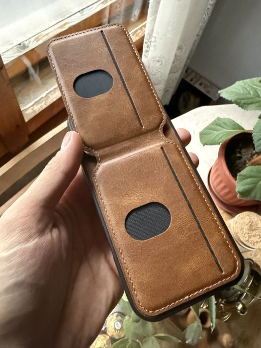 Кейс за Айфон 16 Про