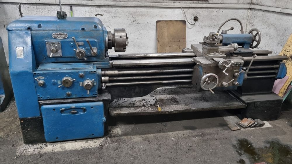 Vând strung SN400/ masa de lucru și motor electric