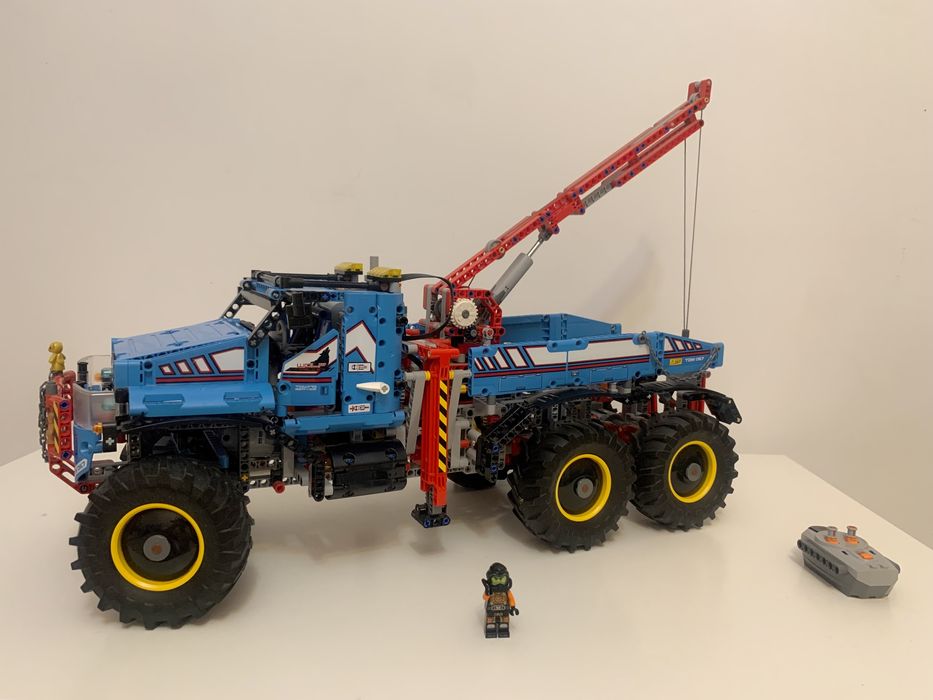 Lego 42070 Camion de remorcare 6x6
