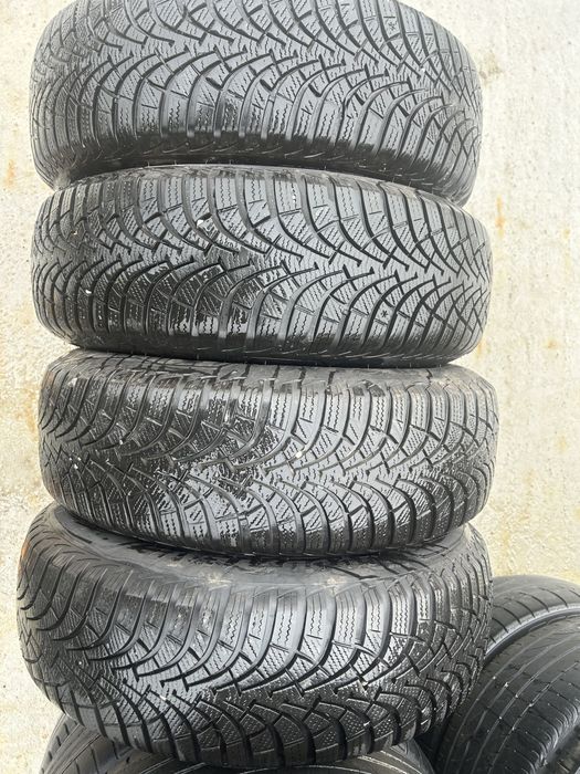 Anvelope iarna good year 195/65/15 dot 2022 impecabile