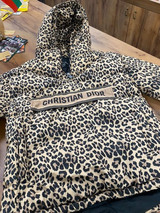 Оригинално дамско яке Dior - леопардов десен, размер универсален