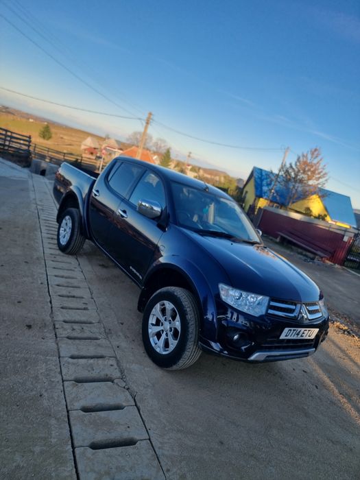 Mitsubishi L200 2014