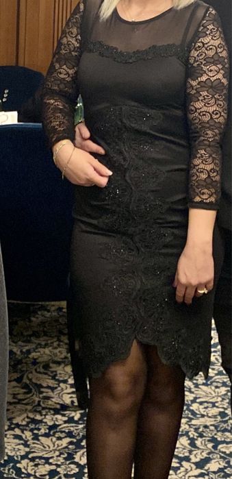 Rochie elegantă neagră