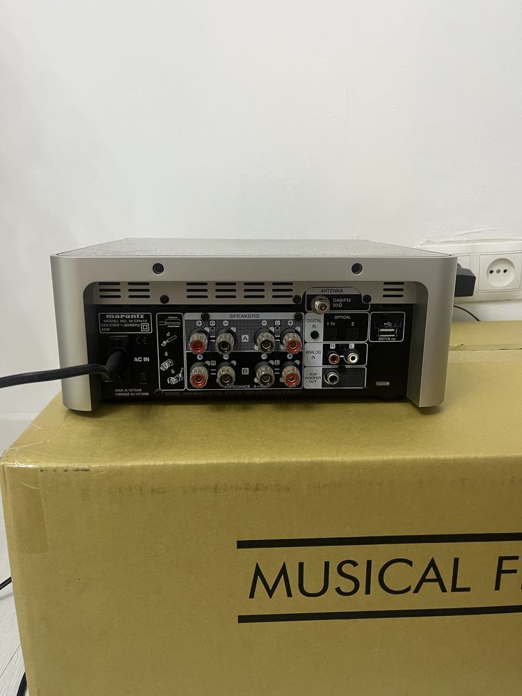 Продам Marantz m-cr 412