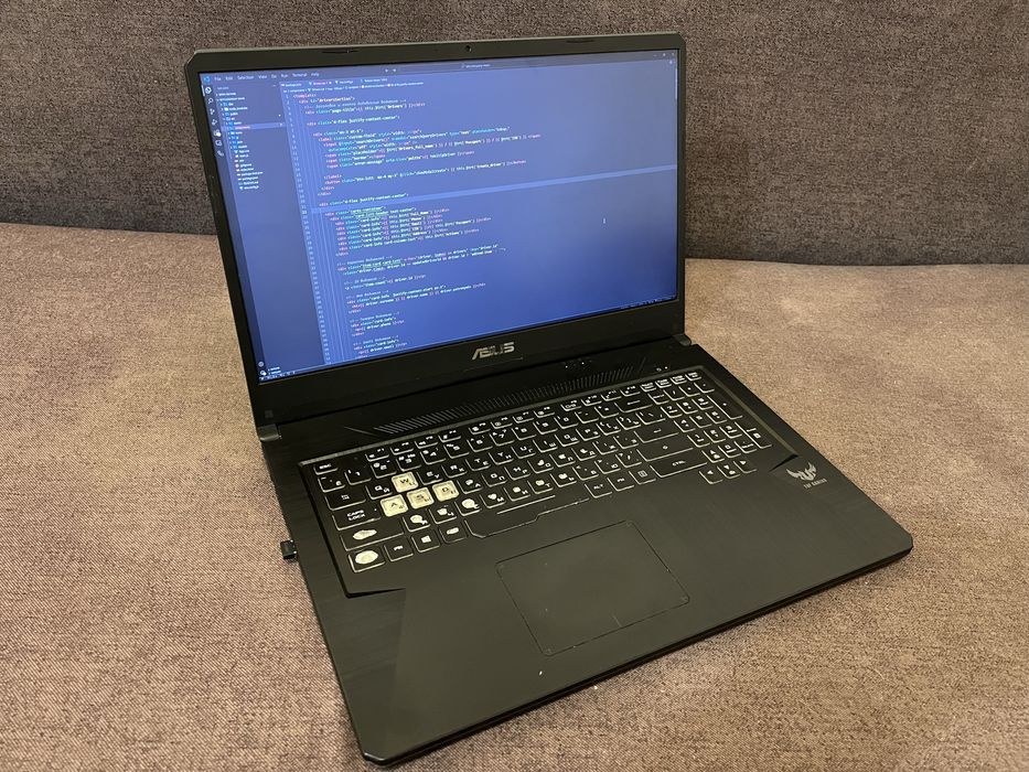 Asus tuf gaming Ryzen 5 3550H 16Gb Ram, Radeon 560x, 512gb HDD