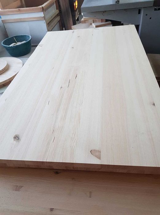 Blaturi din lemn masiv de pin perfect finisate. Diverse dimensiuni.