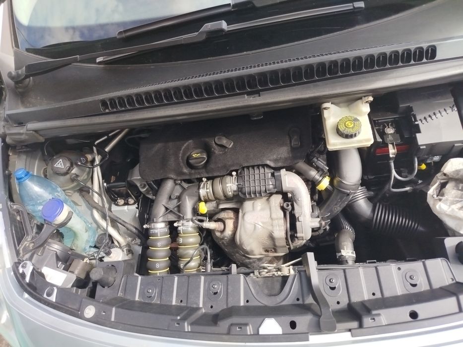 Vând/schimb Peugeot 3008