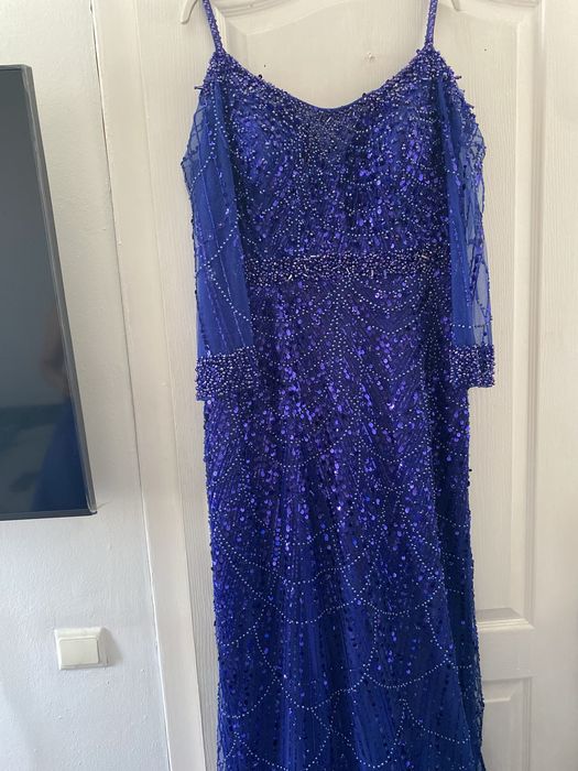 Rochie de seara cu trena detașabilă