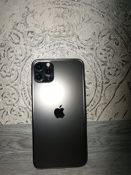 iPhone 11 pro max 256