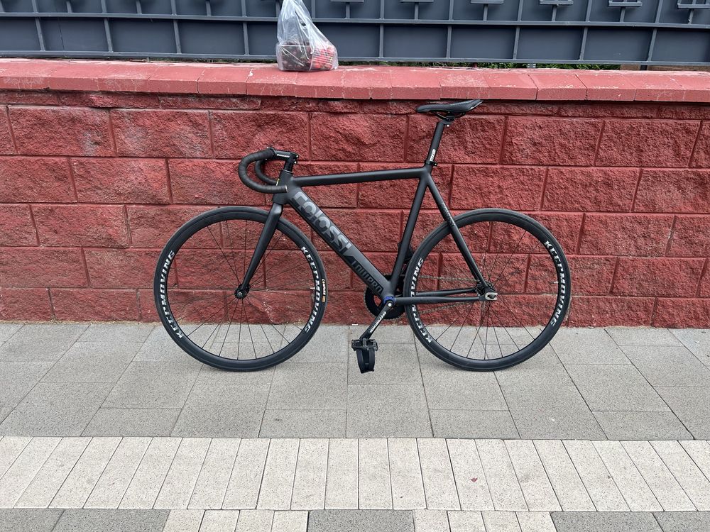 Fixed gaer colossi