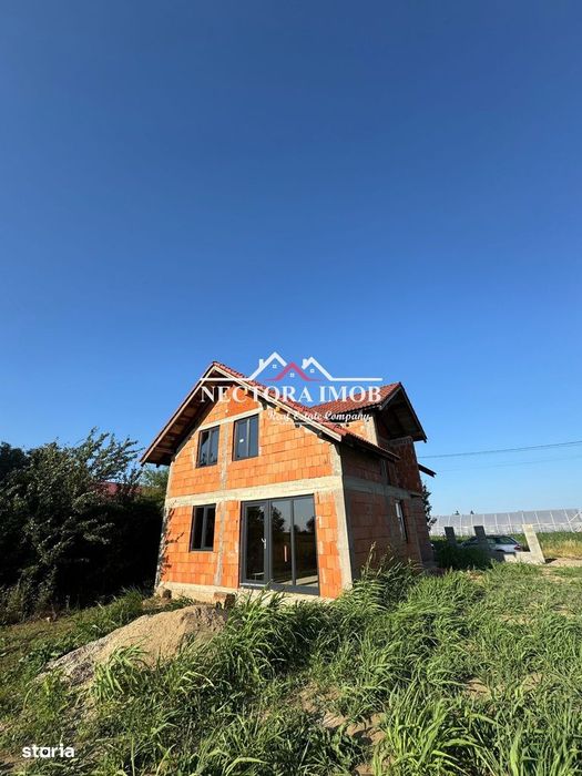 NECTORA IMOB-Casa 5 camere, 2 bai, 156 mp + 430 mp teren, Zona BIHARIA