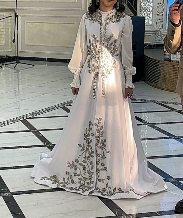 УЗАТУ ПЛАТЬЕ продам! Рудный!