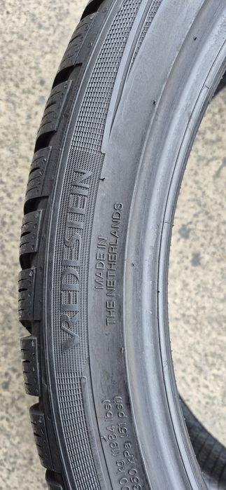 4 anvelope iarna ca si noi Vredestein 275/35/22,dot 2023.Pret/bucata