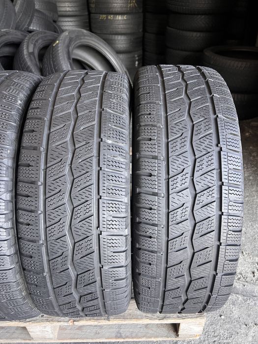 4 anvelope iarna 235/65/16 C , Hankook , DOT 2022