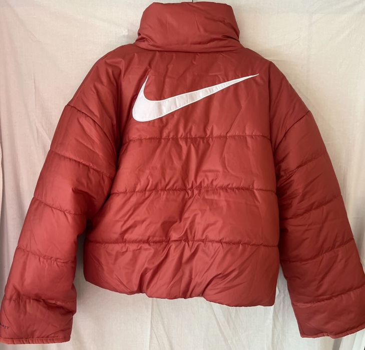 Ново Дамско Двулицево Зимно Яке Nike