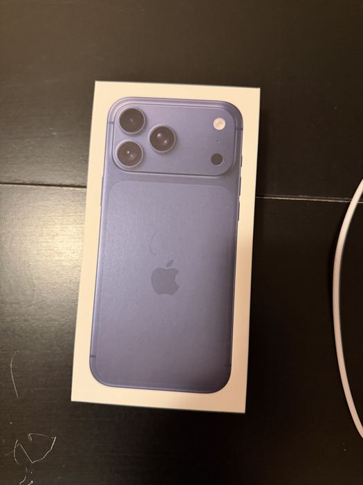 Айфон 17 про макс