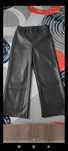 Pantaloni de piele pentru fete