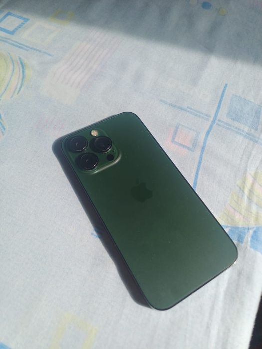 Продам Apple iPhone 13 Pro 256gb Green в хорошем состоянии
