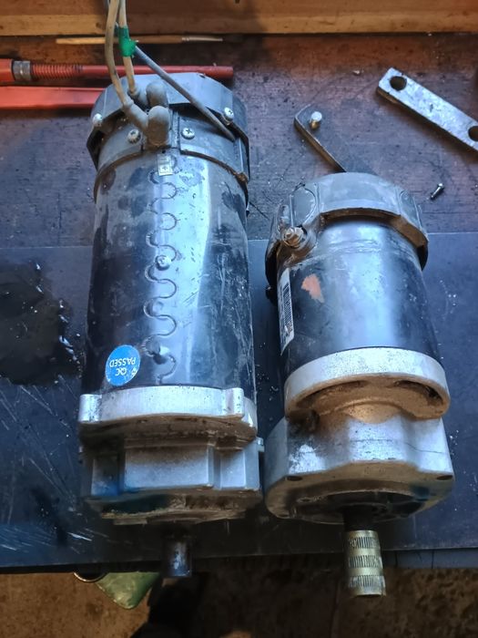 Motor electric cu reductor  24 v 180 , 220 rpm