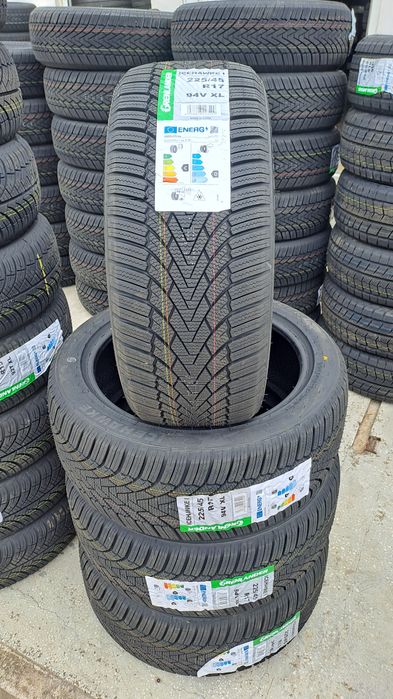 Anvelope iarna noi 225 45 r17