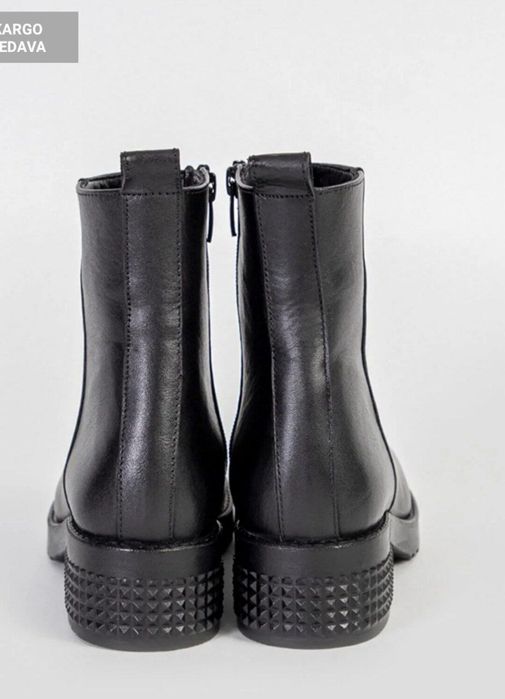 Женские кожаные сопожки