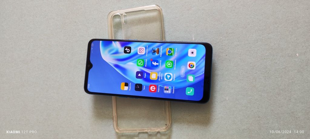 Oppo a91 8/128 г