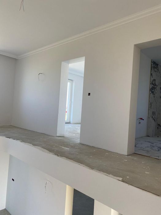 Execut finisaje interioare si exterioare