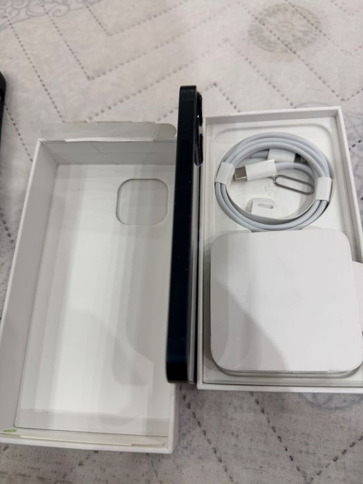 iPhone 13 mini 128 mb