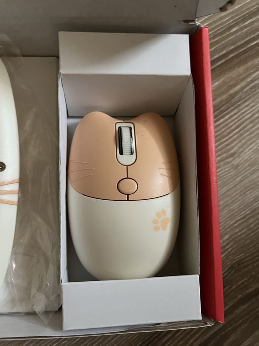 Беспроводная клавиатура + мышь (Kitten)