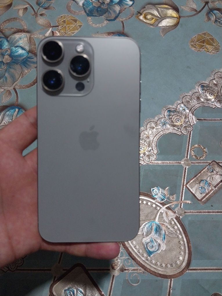 Iphone XR 16 PRO korpusida