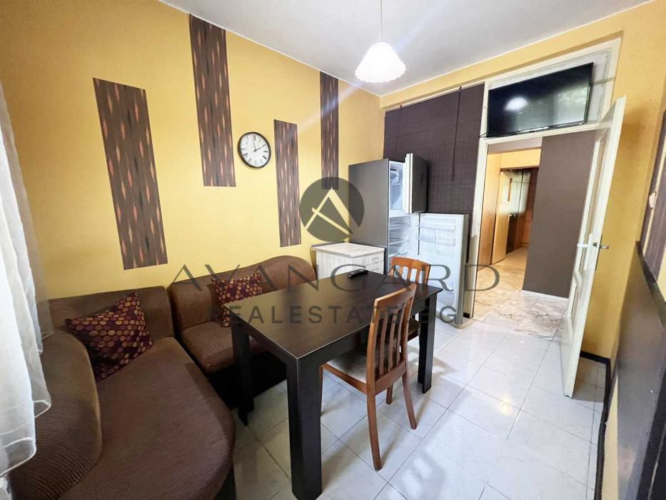 Продава се Тристаен апартамент в Пловдив, Кършияка - 90 кв.м за 1510 €/кв.м - Снимка #3