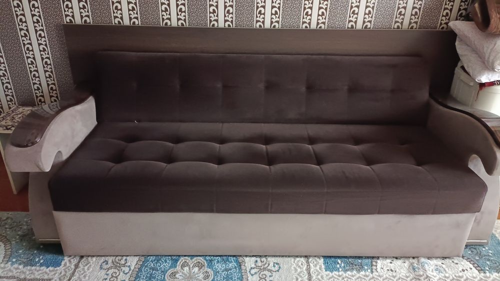 Продам диван 70000